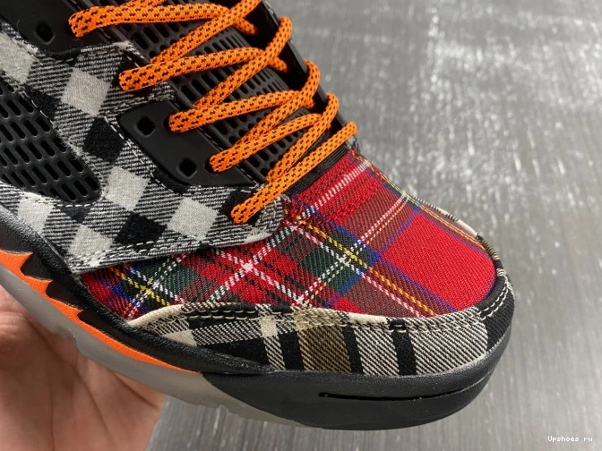 Plaid Jordan Retro  5 FD4814-008 0719